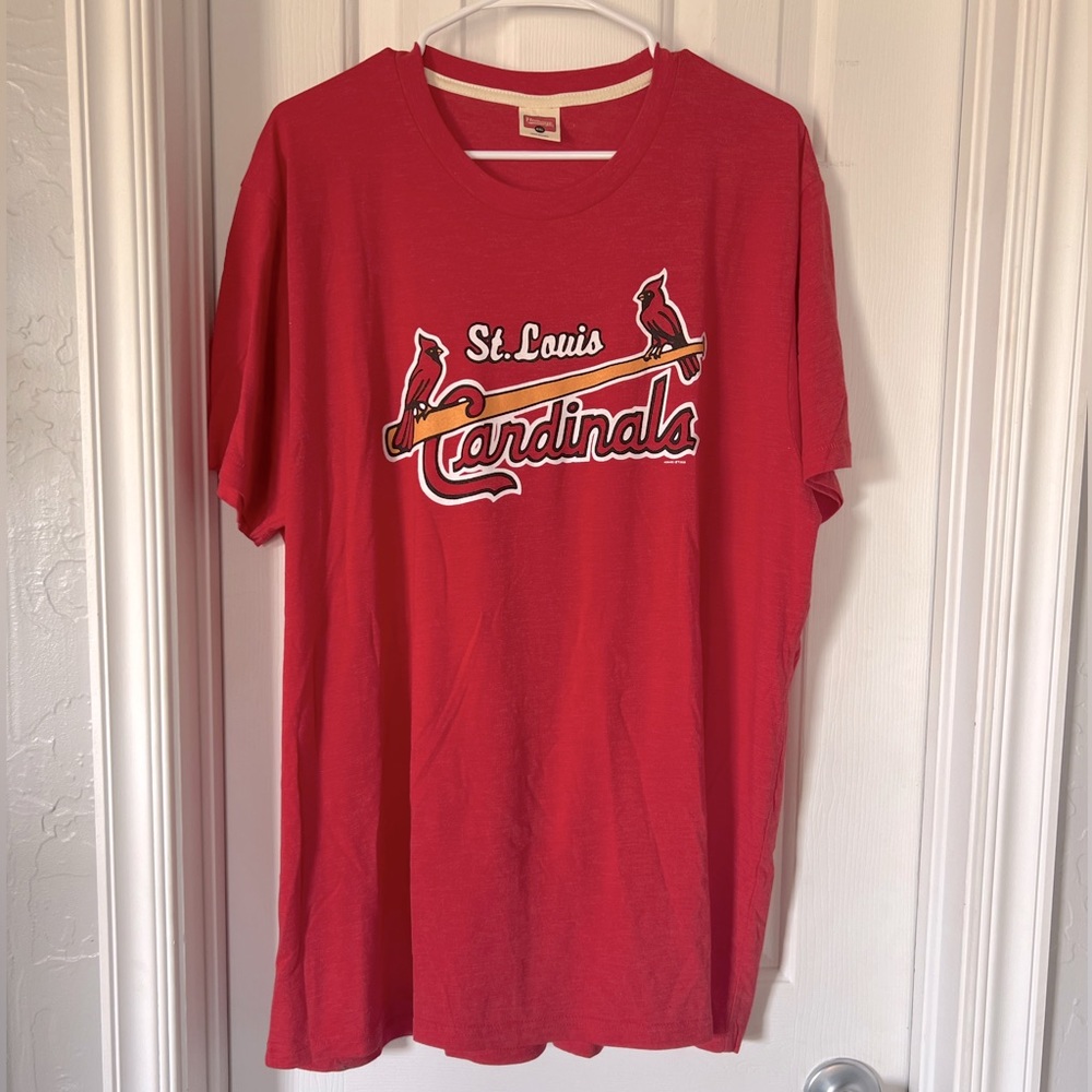 Men’s Homage St. Louis Cardinals red baseball short sleeve graphic soft T-shirt